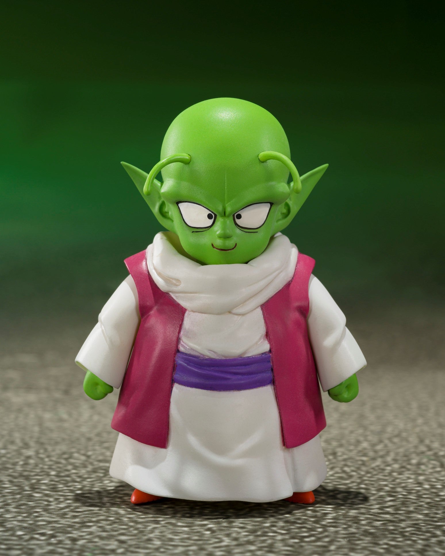 SH Figuarts Collectible Porunga & Dende Luminous Dragon Ball Set - Recreate the Epic Scene of Summoning Shenron!