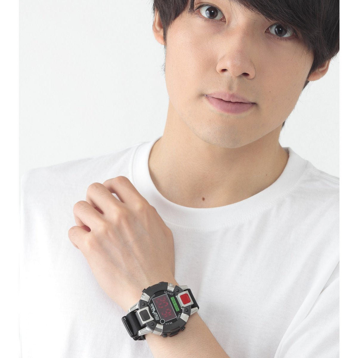 Faiz Axel Inspired Live - Action Style Stainless Steel Wristwatch with Polyester Band