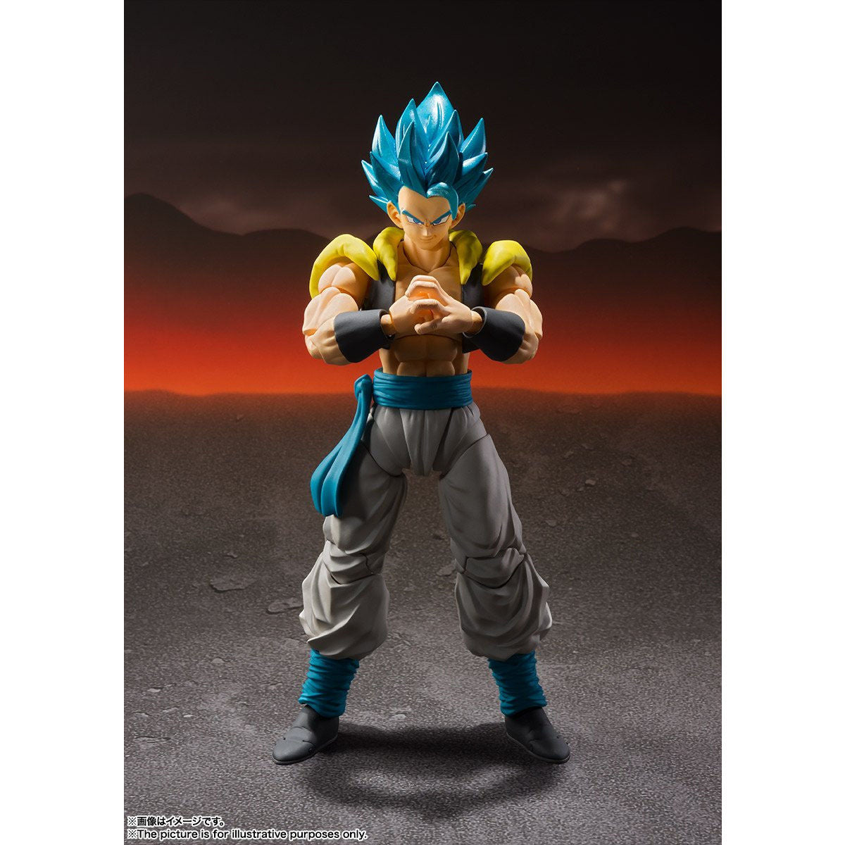 SH Figuarts Collectible Figure of Super Saiyan God Super Saiyan Gogeta