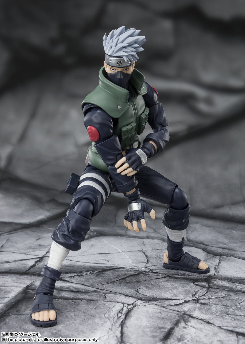 SH Figuarts Collectible Action Figure of Kakashi Hatake from Naruto Shippuden Anime Series