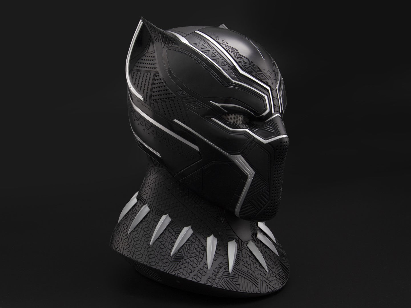 Licensed Black Panther Themed Wearable Helmet with Display Base for Cosplay