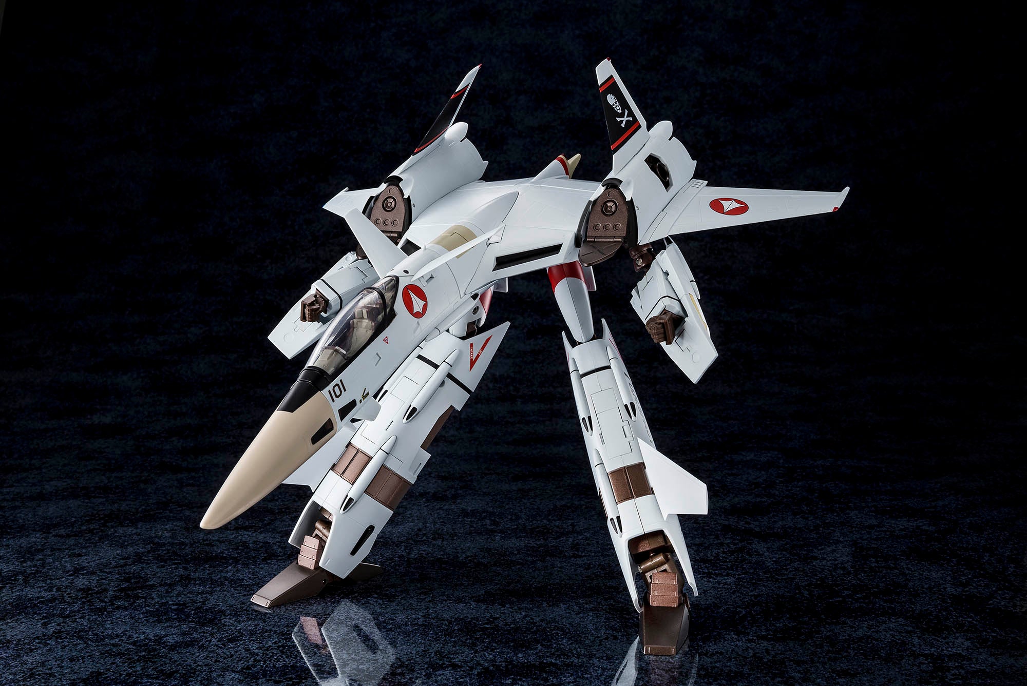 1/60 Scale Macross Arcadia VF - 4A Lightning III Ichijyo Hikaru Fully Transformable Model