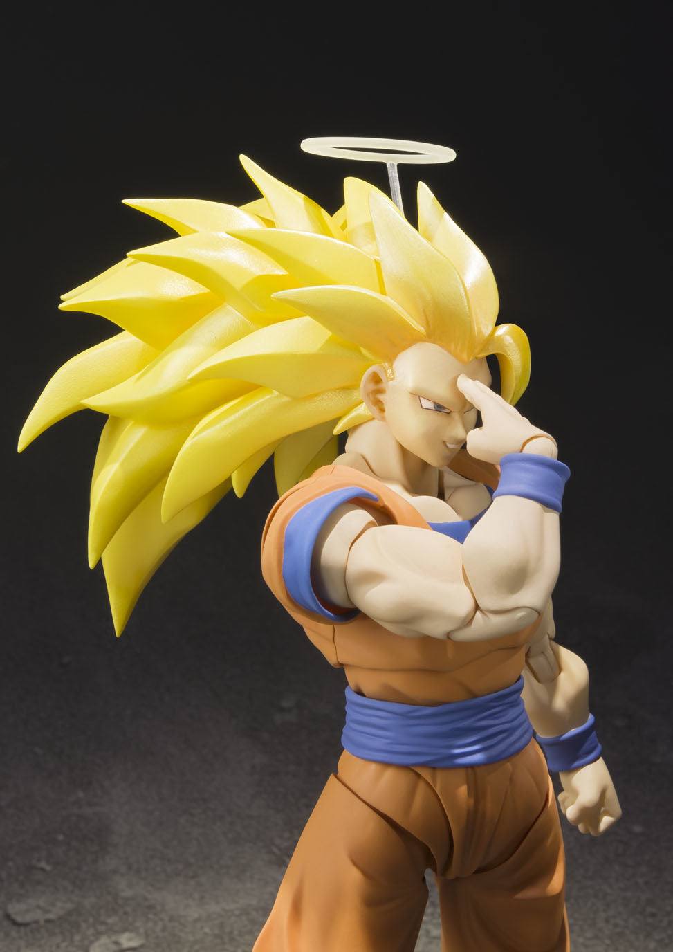 SH Figuarts Newly Sculpted Super Saiyan 3 Son Goku with Many Features