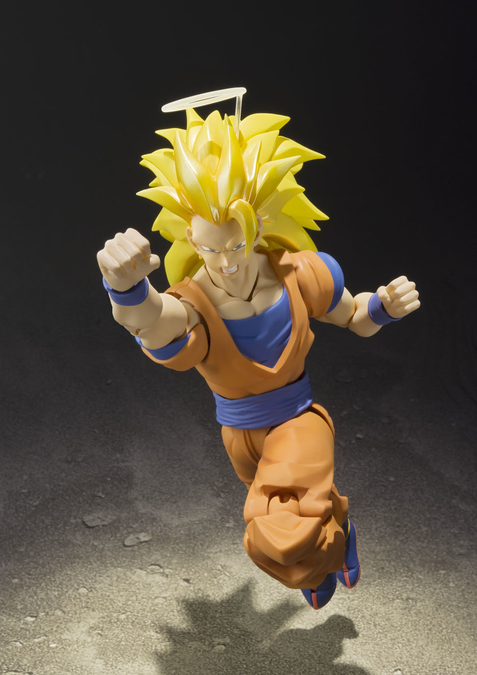 SH Figuarts Newly Sculpted Super Saiyan 3 Son Goku with Many Features