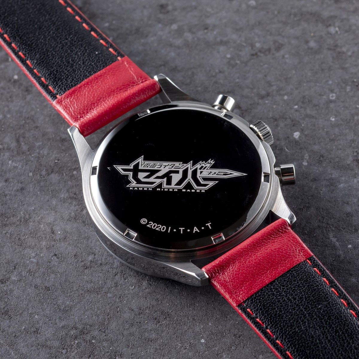 2021 Kamen Rider Saber Stainless Steel Quartz Chronograph Watch with 20mm Leather Band