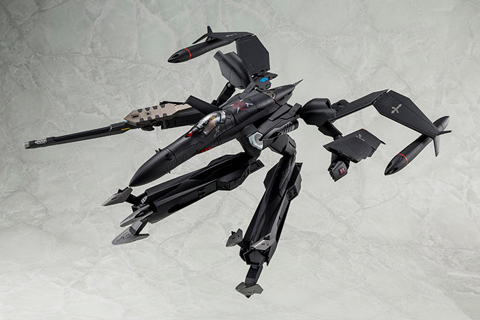 Macross Zero Arcadia 1/60 Scale Exclusive Collectible SV-51 Gamma D.D. Ivanov Use Final Battle Version Model
