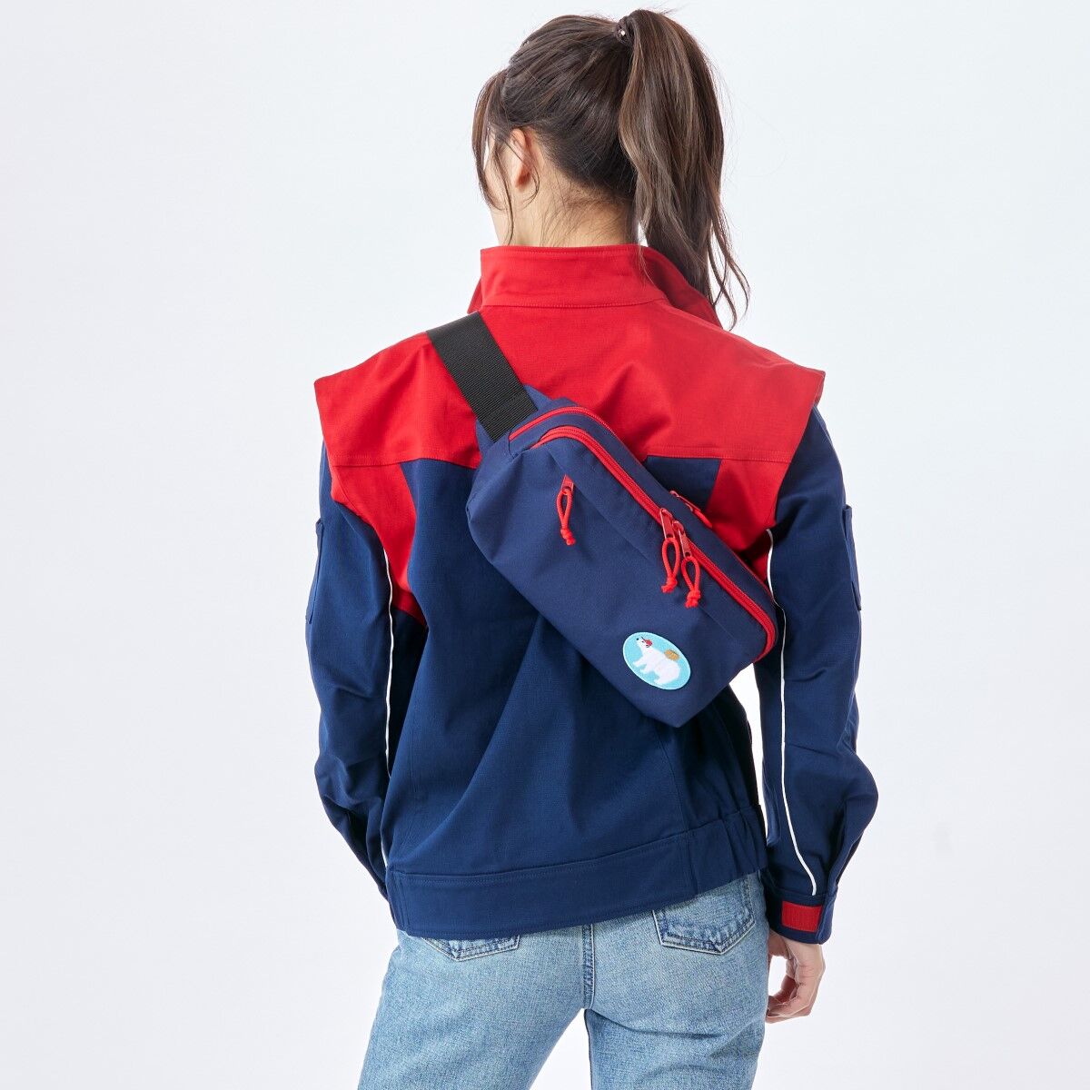 Don Brothers White Bear Fanny Pack for Trendy Individuals