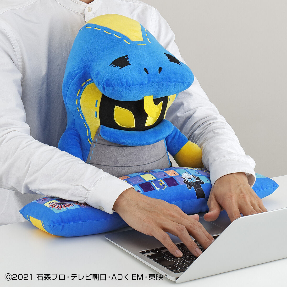 Lovekov Comfortable Plush PC Cushion with Keyboard Handrest