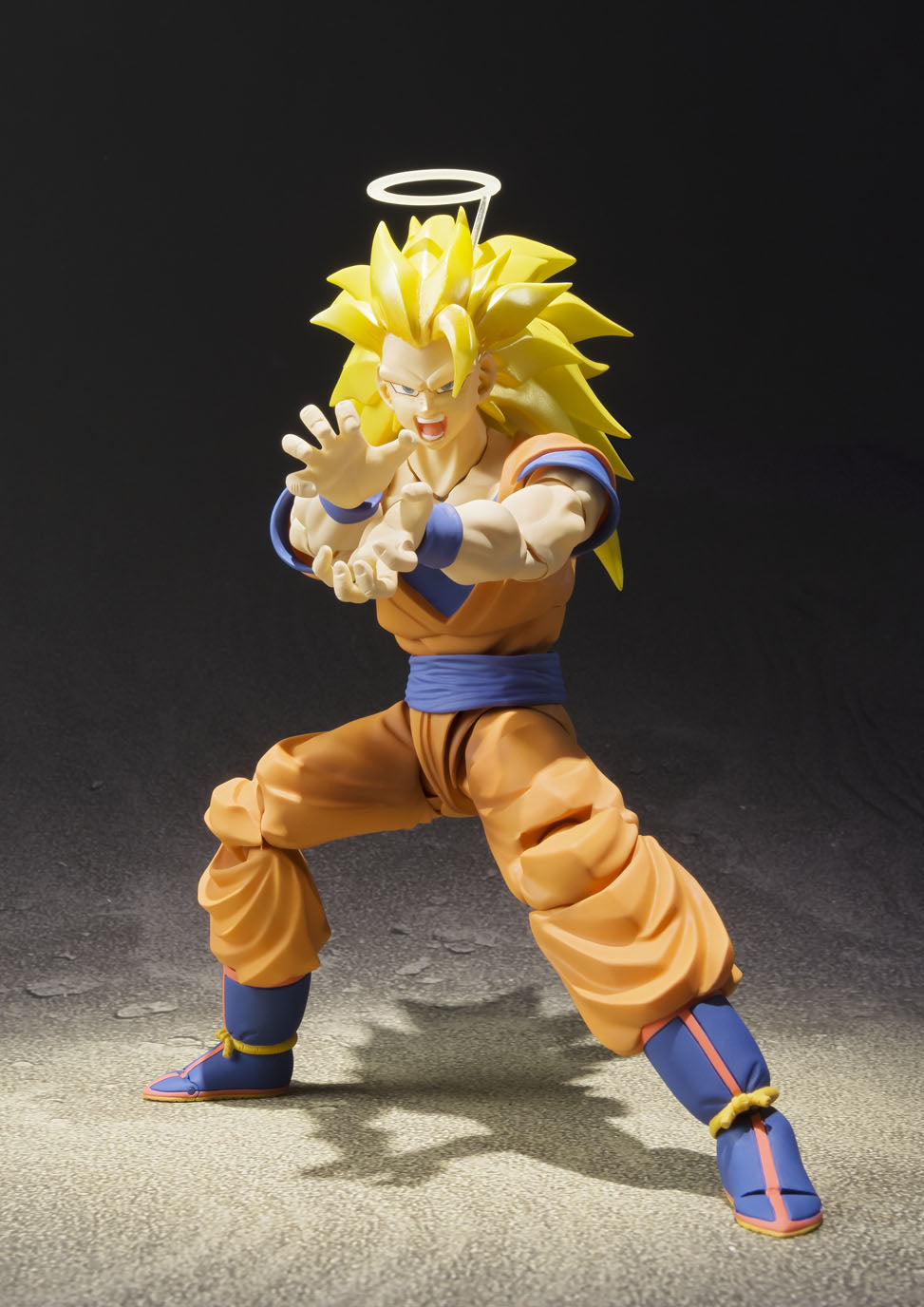 SH Figuarts Newly Sculpted Super Saiyan 3 Son Goku with Many Features