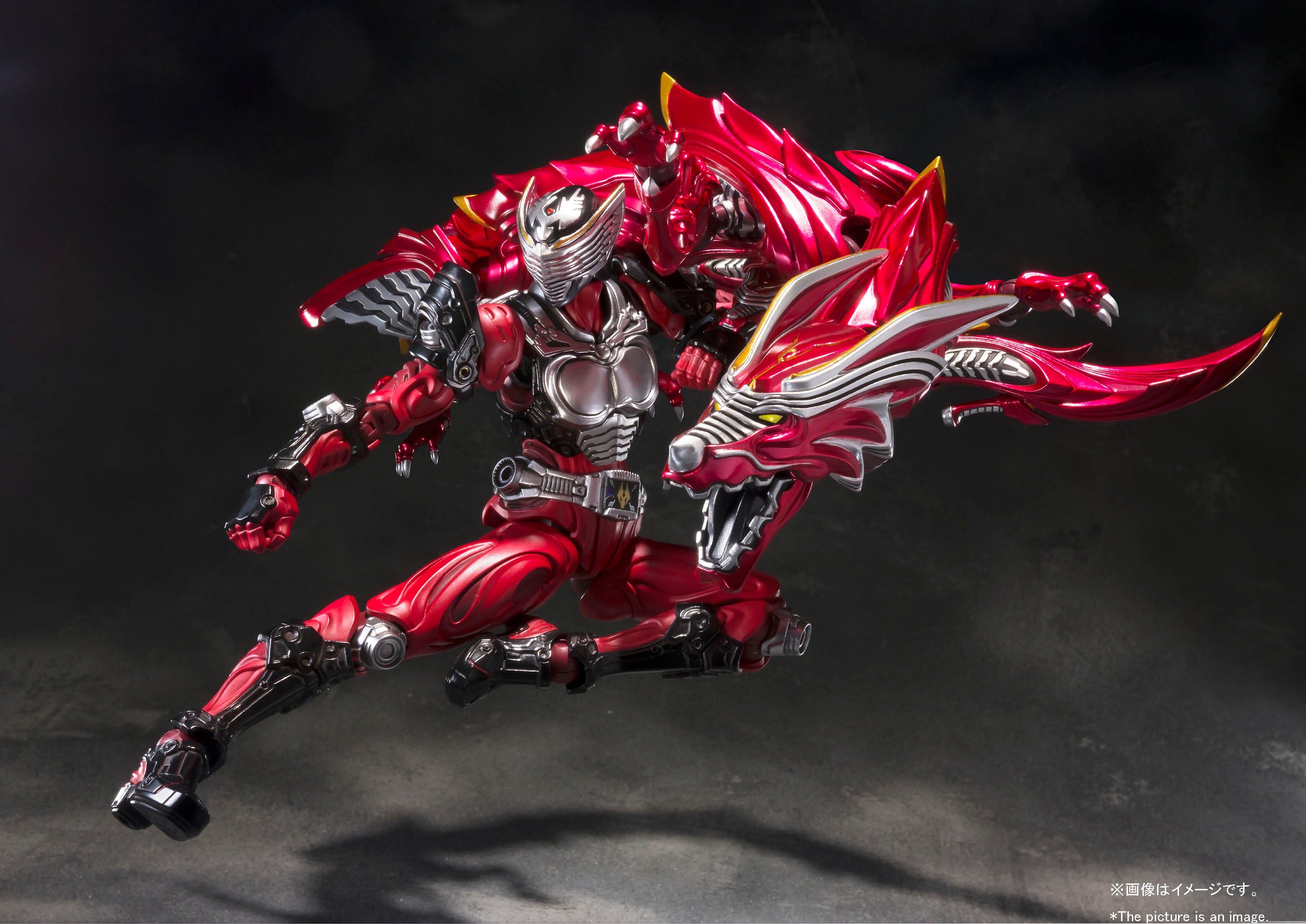 Cool SIC Kamen Rider Ryuki with Fully Posable Dragreder