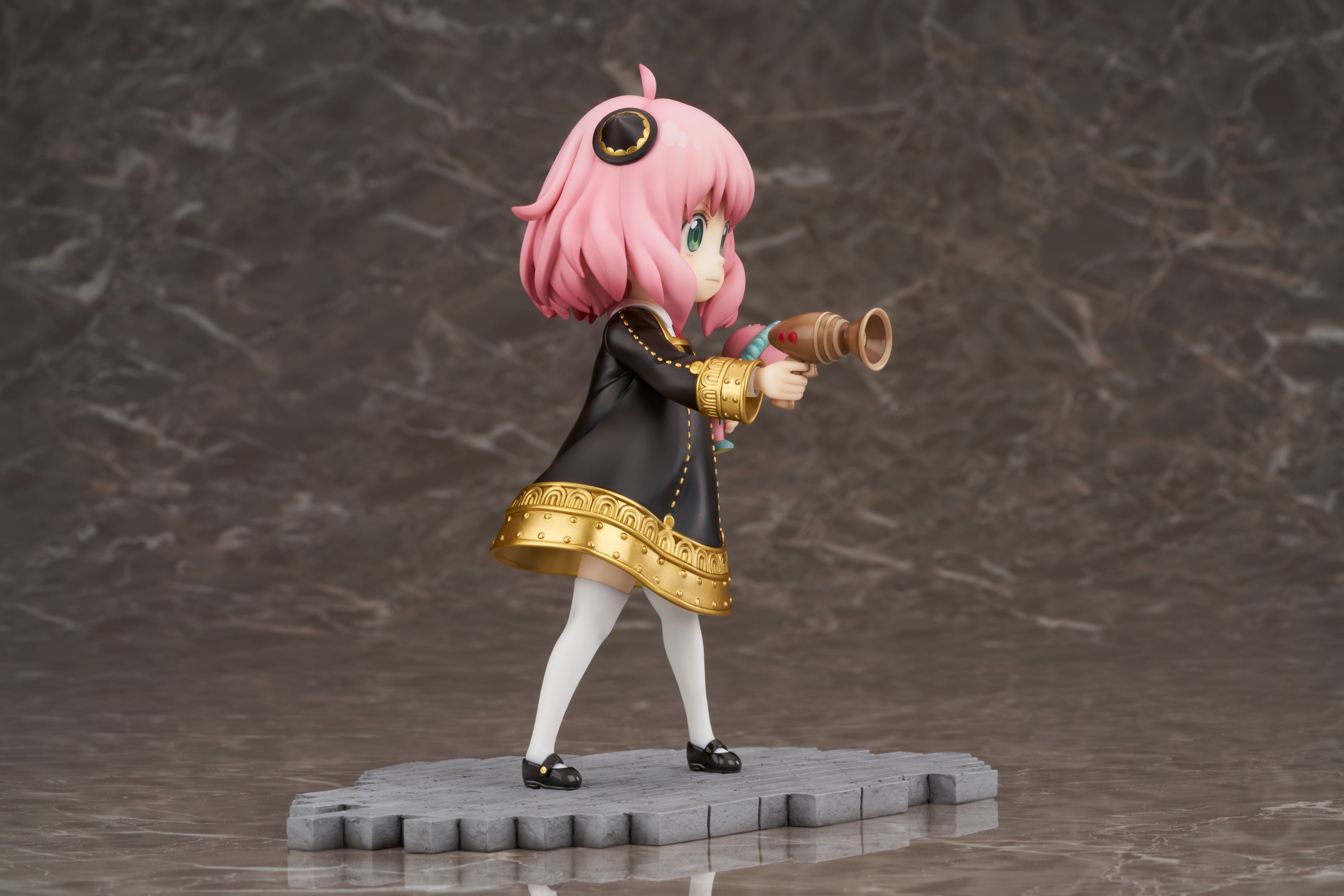 Anya Forger from SPYxFAMILY 1/7 Scale Collectible Figure for Fans