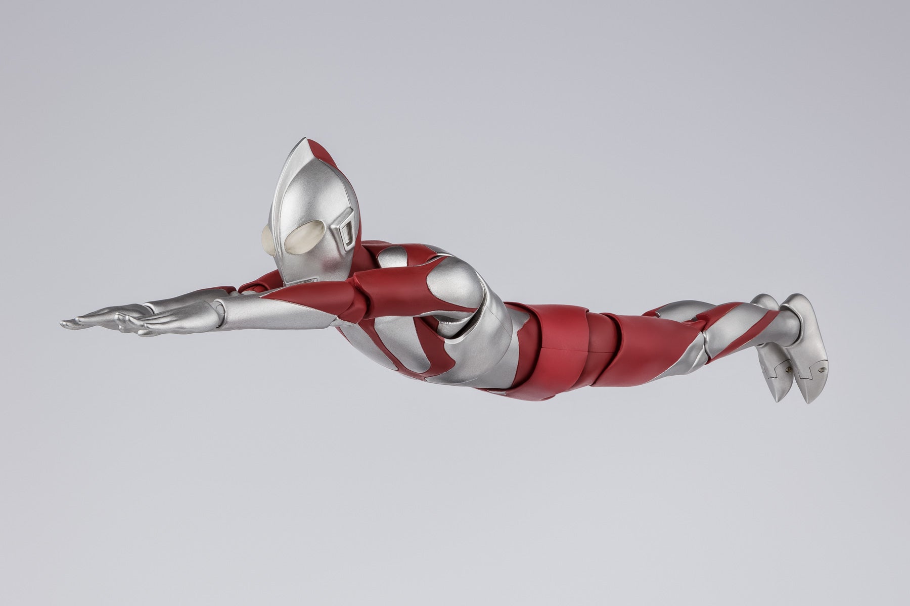 SH Figuarts Action Figure of Shin Ultraman