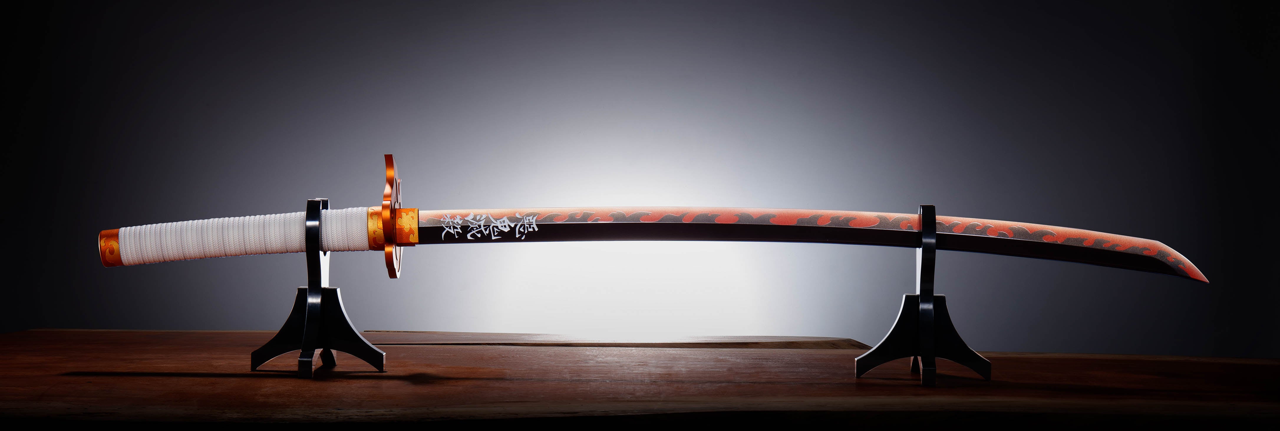 Demon Slayer Proplica High - Quality Kyojuro Rengoku Nichirin Sword Replica