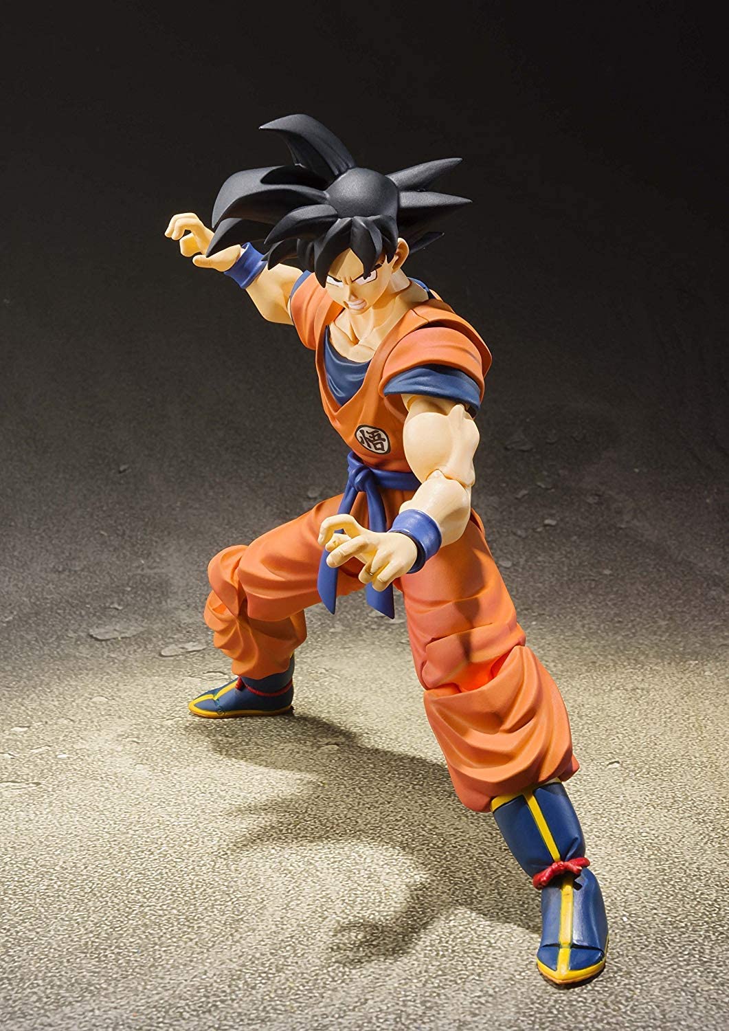 SH Figuarts Authentic Earth - Raised Saiyan Son Goku Action Figure