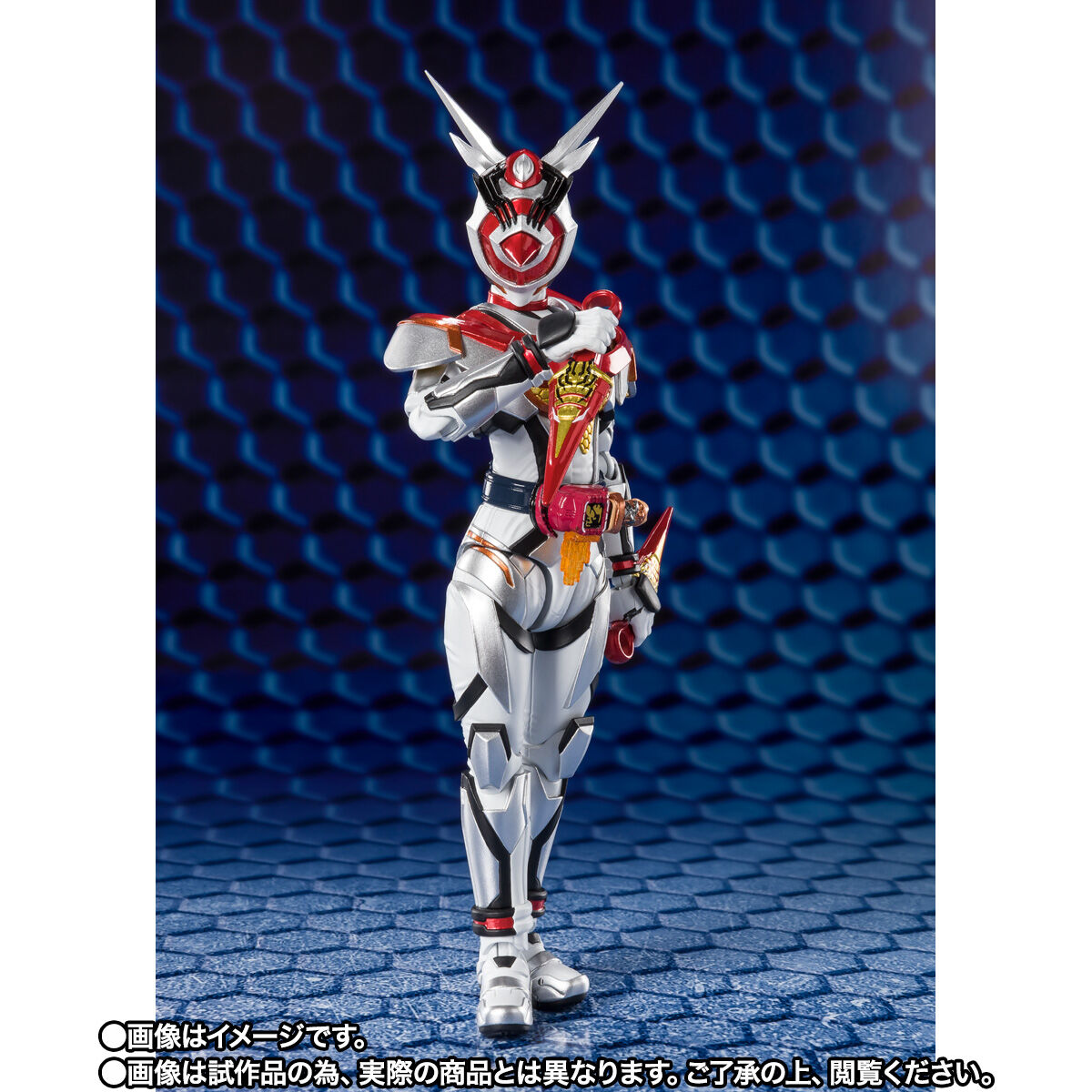 SH Figuarts Action Figure - Kamen Rider Aguilera in Queen Bee Genome Costume