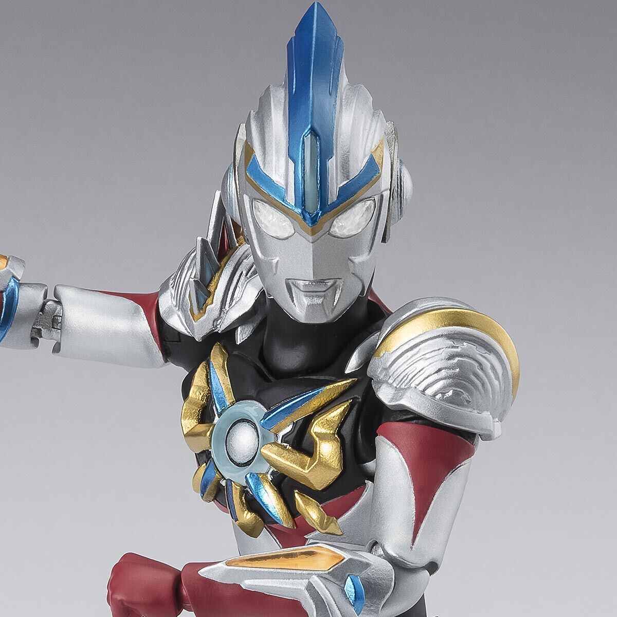 SH Figuarts Collectible Ultraman Orb Trinity Action Figure