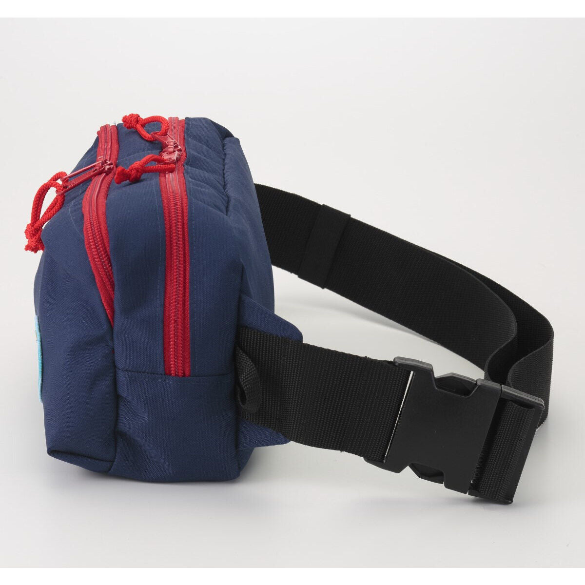 Don Brothers White Bear Fanny Pack for Trendy Individuals
