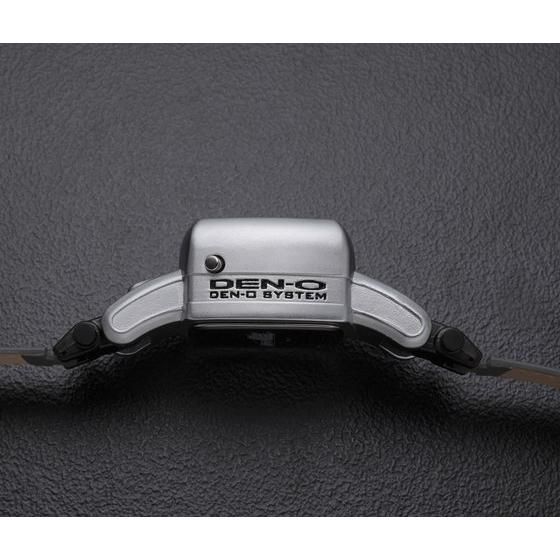Waterproof Stainless Steel Den - O Live Action LED Watch