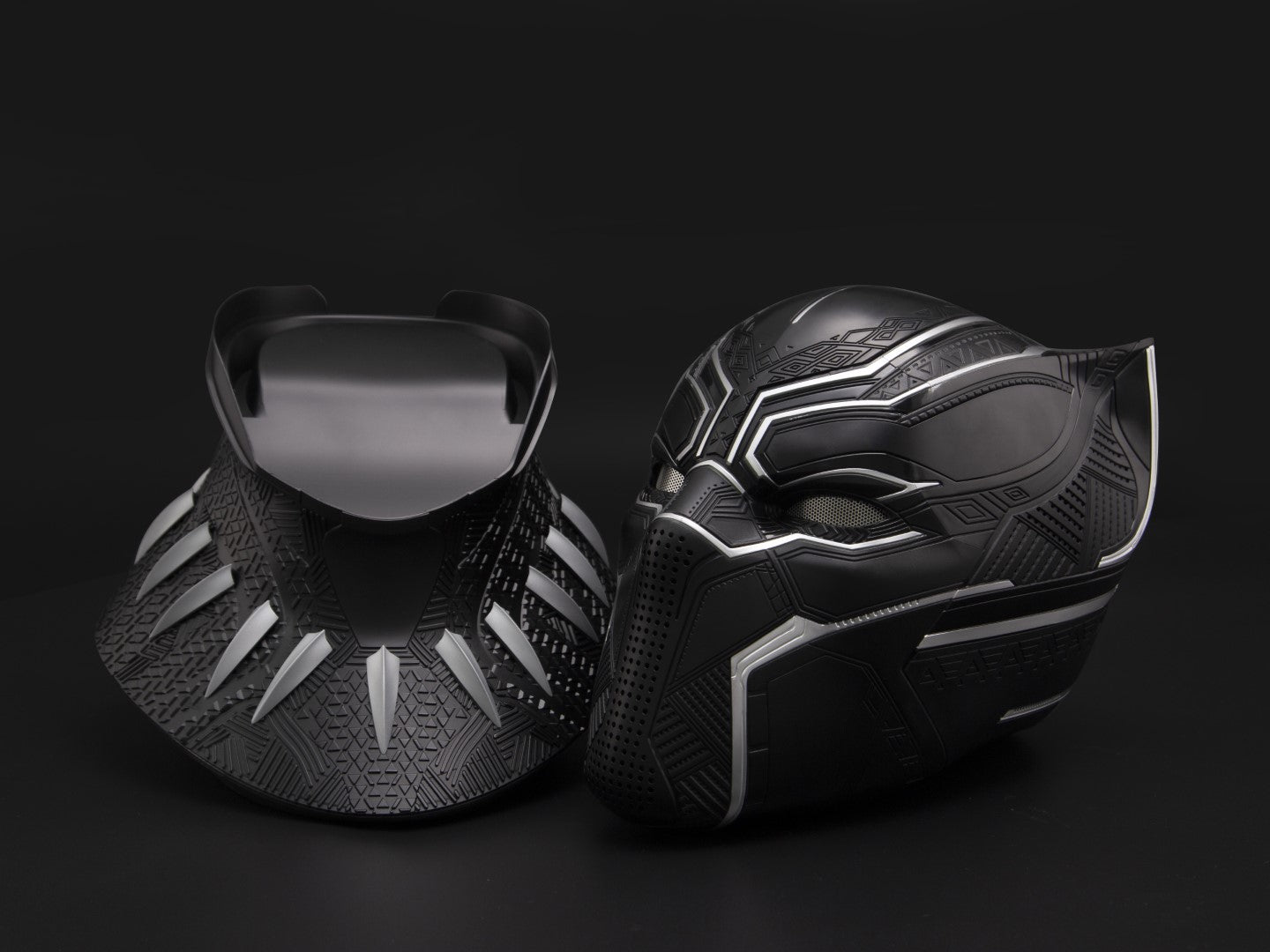 Licensed Black Panther Themed Wearable Helmet with Display Base for Cosplay