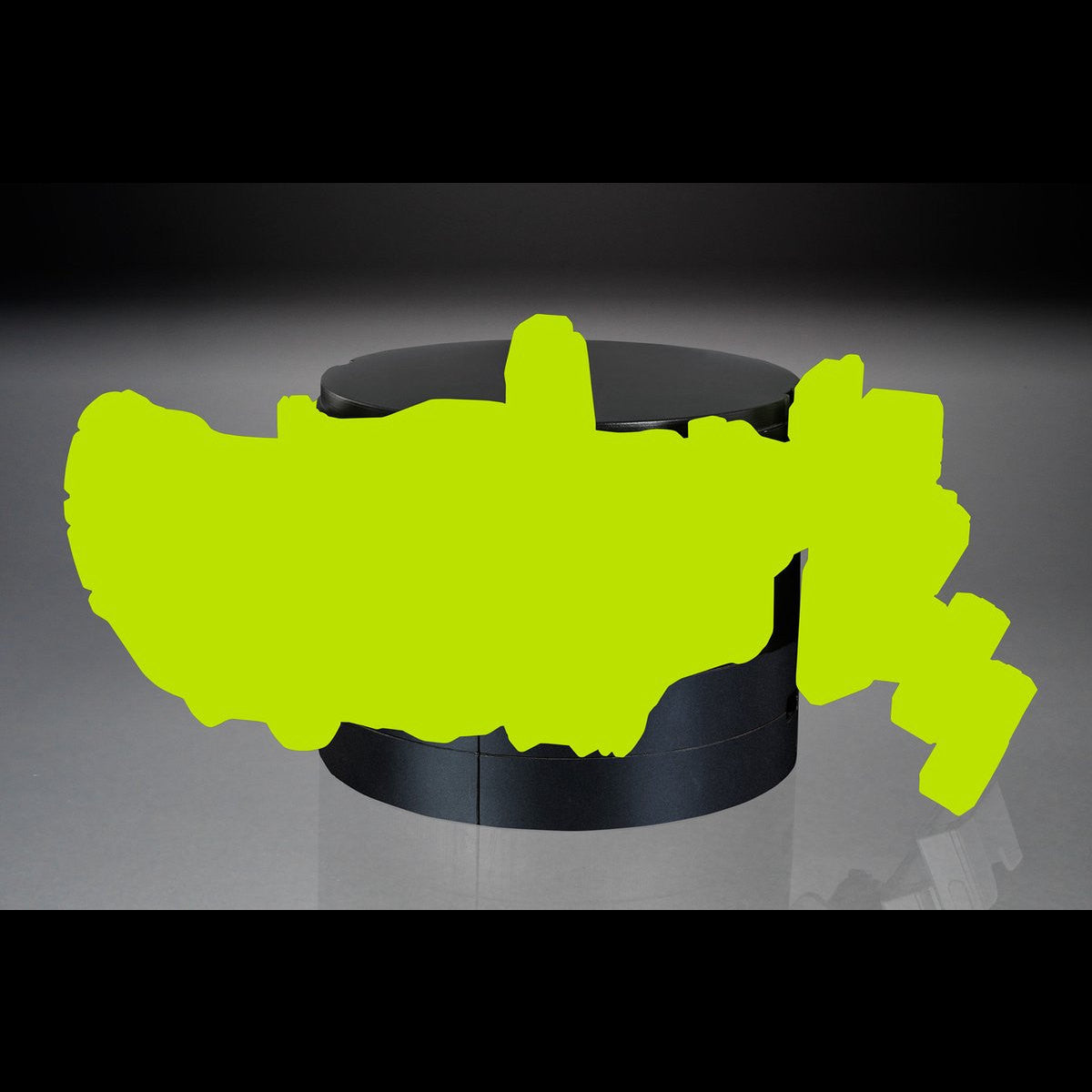 Adjustable Rider Belt Display Stand with Stacking Feature