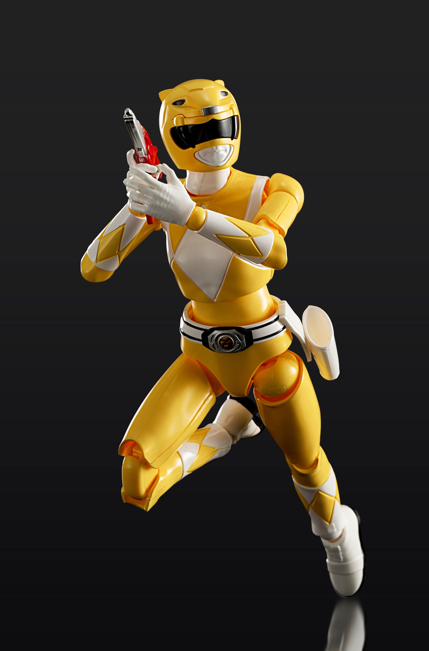 Flame Toys Pre - painted Plastic Model of Power Rangers Furai Yellow Ranger