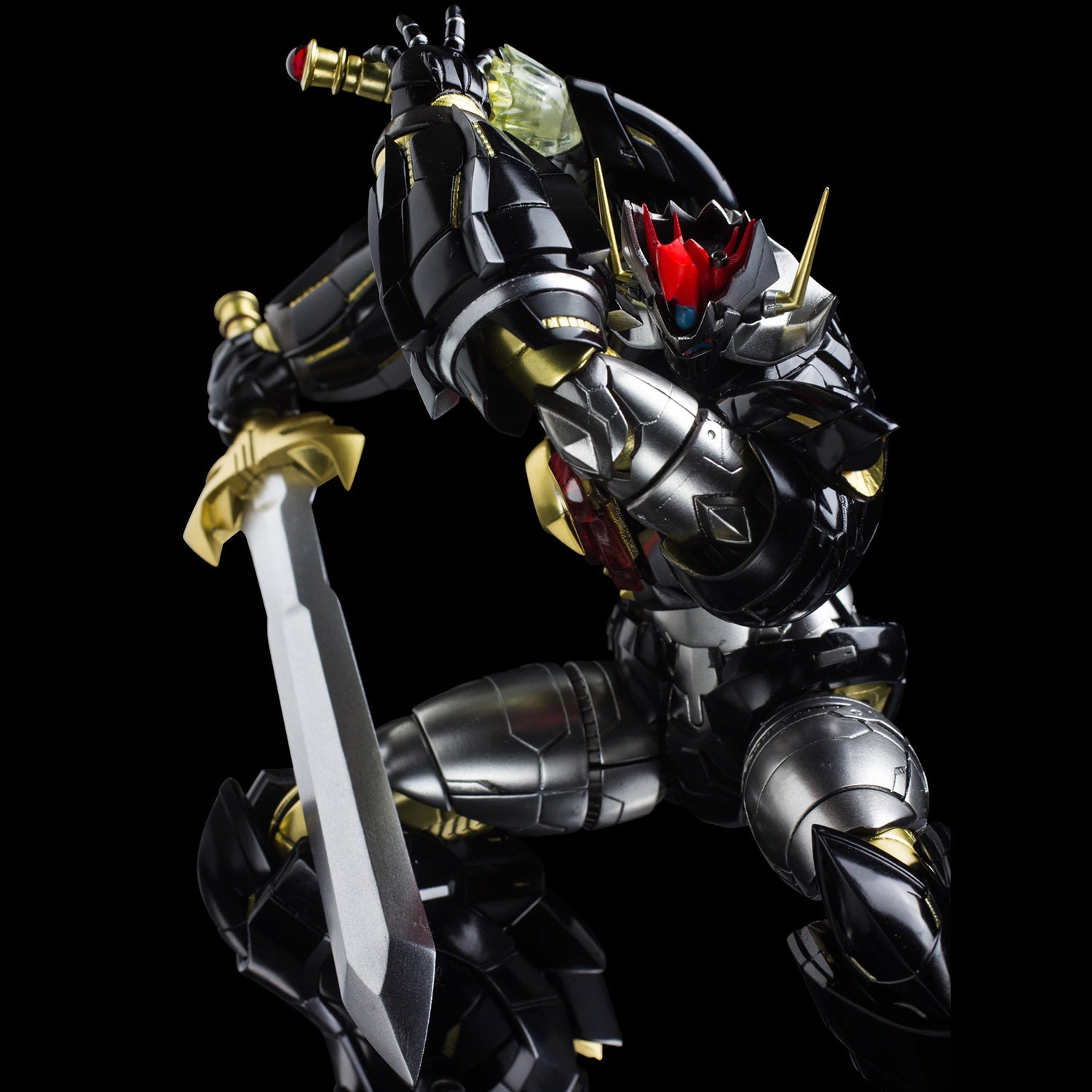 Mazinger RIOBOT Mazinkaiser with Metallic Finish and Die - cast Design