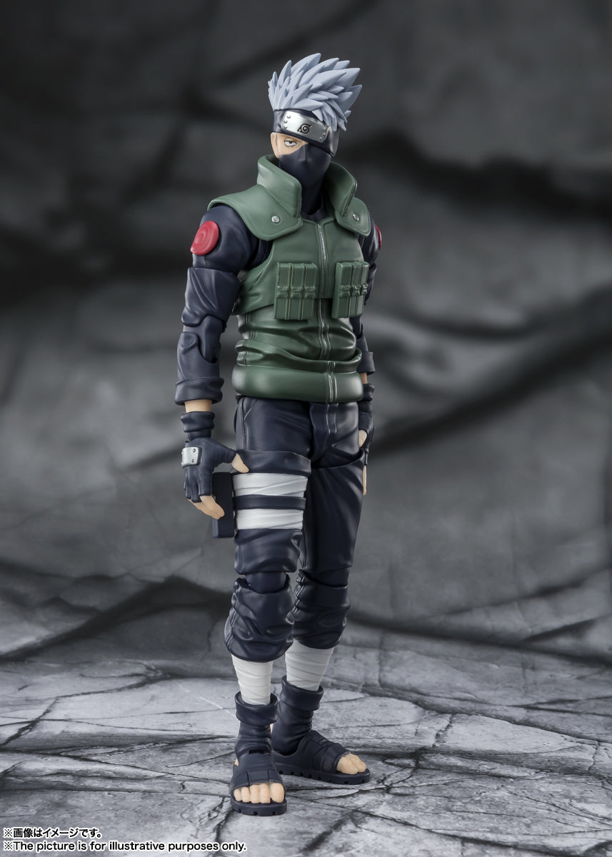 SH Figuarts Collectible Action Figure of Kakashi Hatake from Naruto Shippuden Anime Series