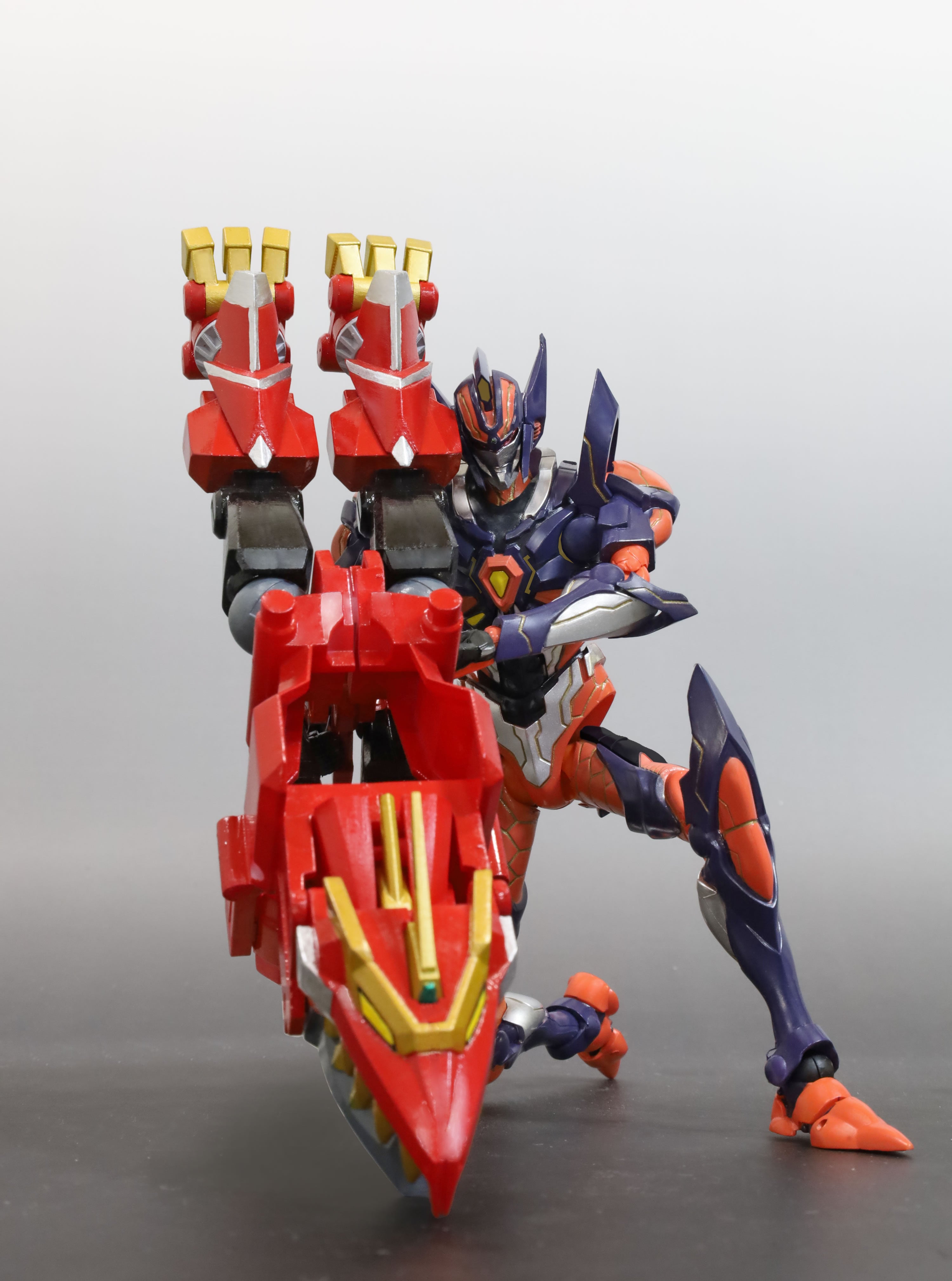 Heroic Action Figure of Grid Knight - Special SSSS Dynazenon Edition