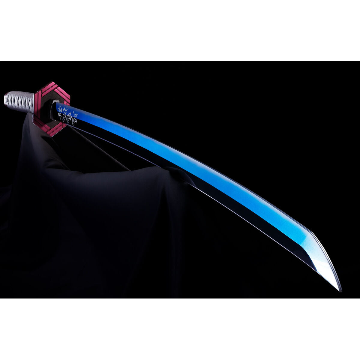 High - Quality 1:1 Scale PROPLICA Nichirin Sword of Giyu Tomioka from Demon Slayer