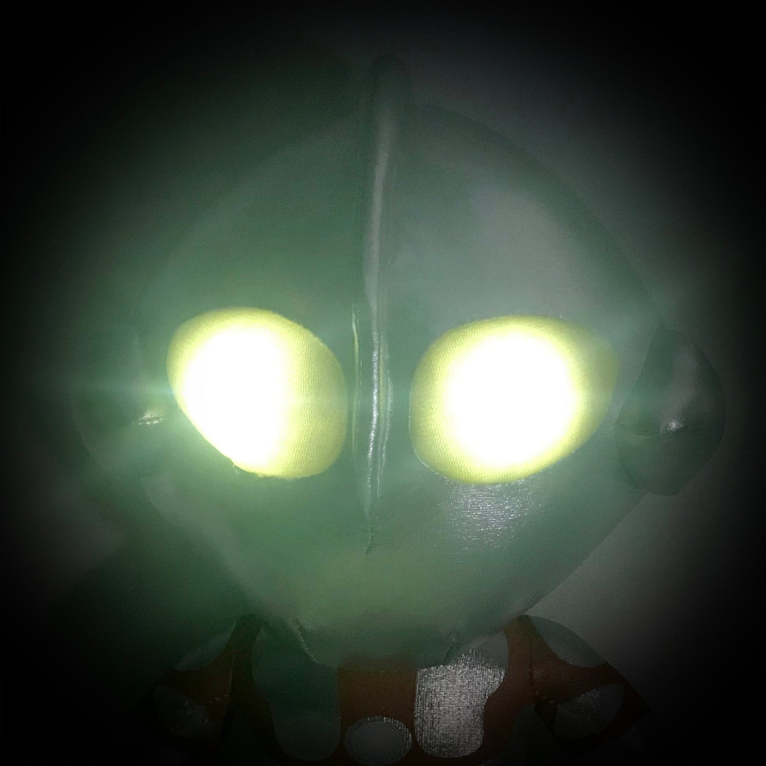 10 - inch High - quality Factory Entertainment Ultraman Plush with Light - up Eyes