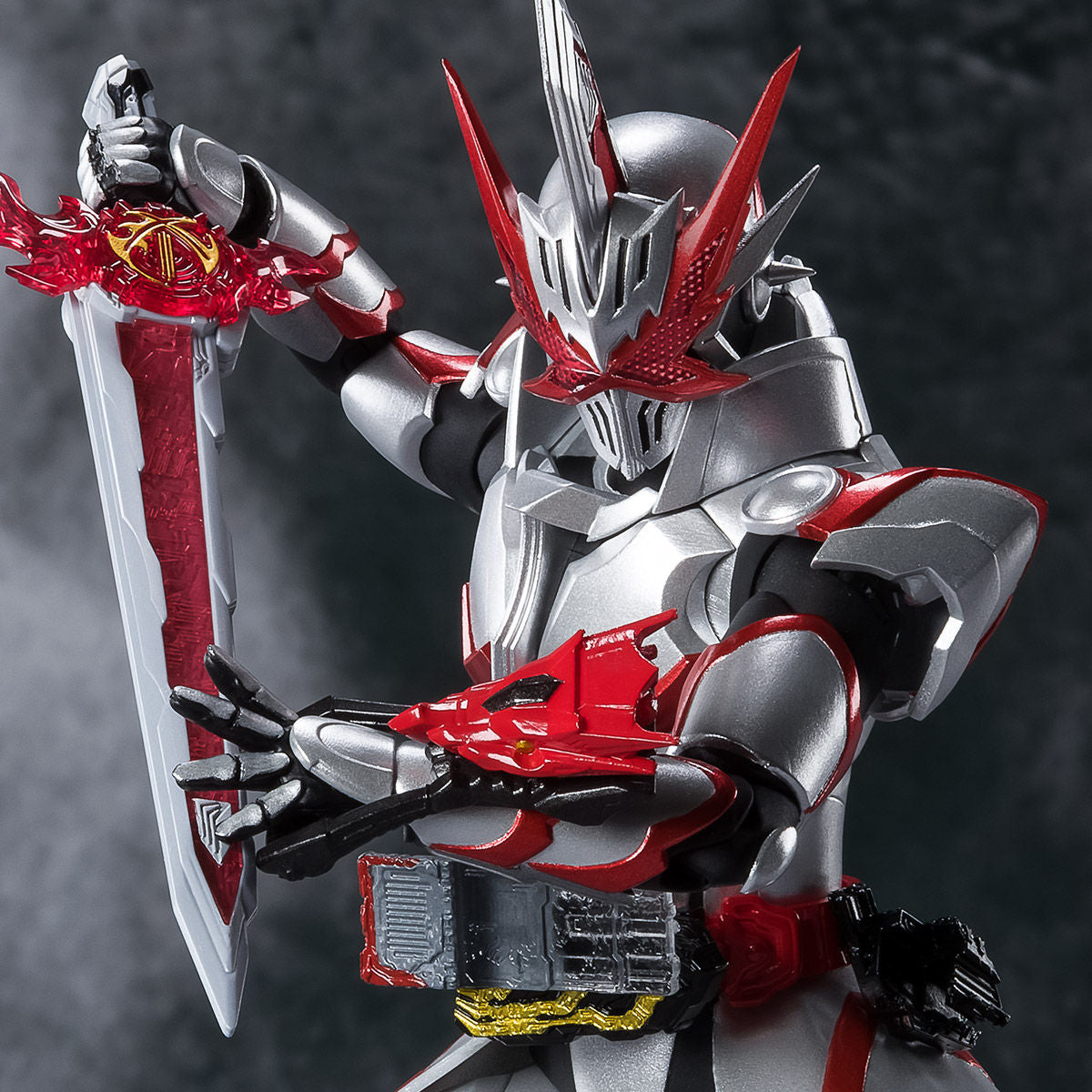 SH Figuarts Action Figure of Kamen Rider Saber in Dragonic Knight Form