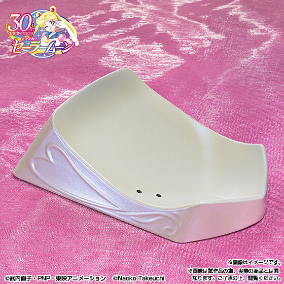 Preorder! Sailor Moon Proplica Cosmic Heart Compact - Stunning Brilliant Color Edition