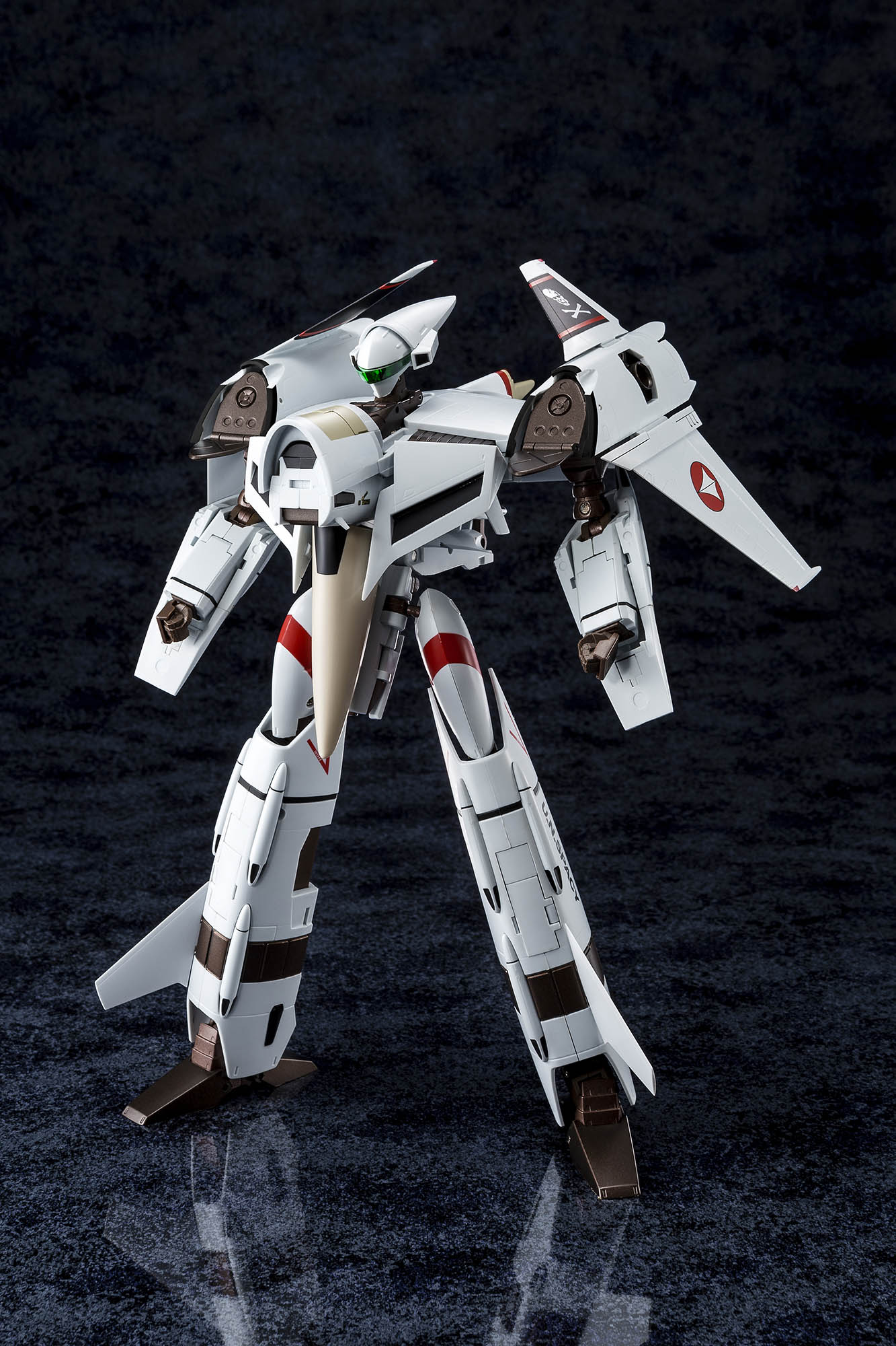 1/60 Scale Macross Arcadia VF - 4A Lightning III Ichijyo Hikaru Fully Transformable Model