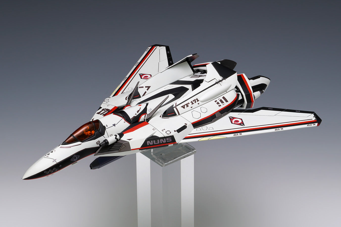 Alto Custom Macross VF - 171EX Nightmare Plus EX Snap Model Kit