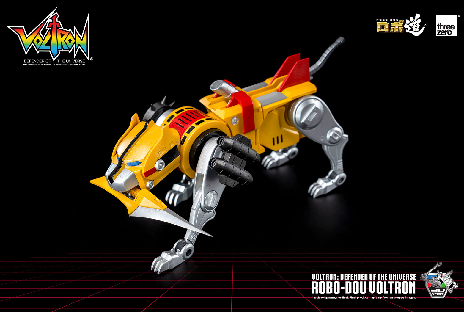 ROBO-DOU Voltron: Defender of the Universe with Enhanced Articulation