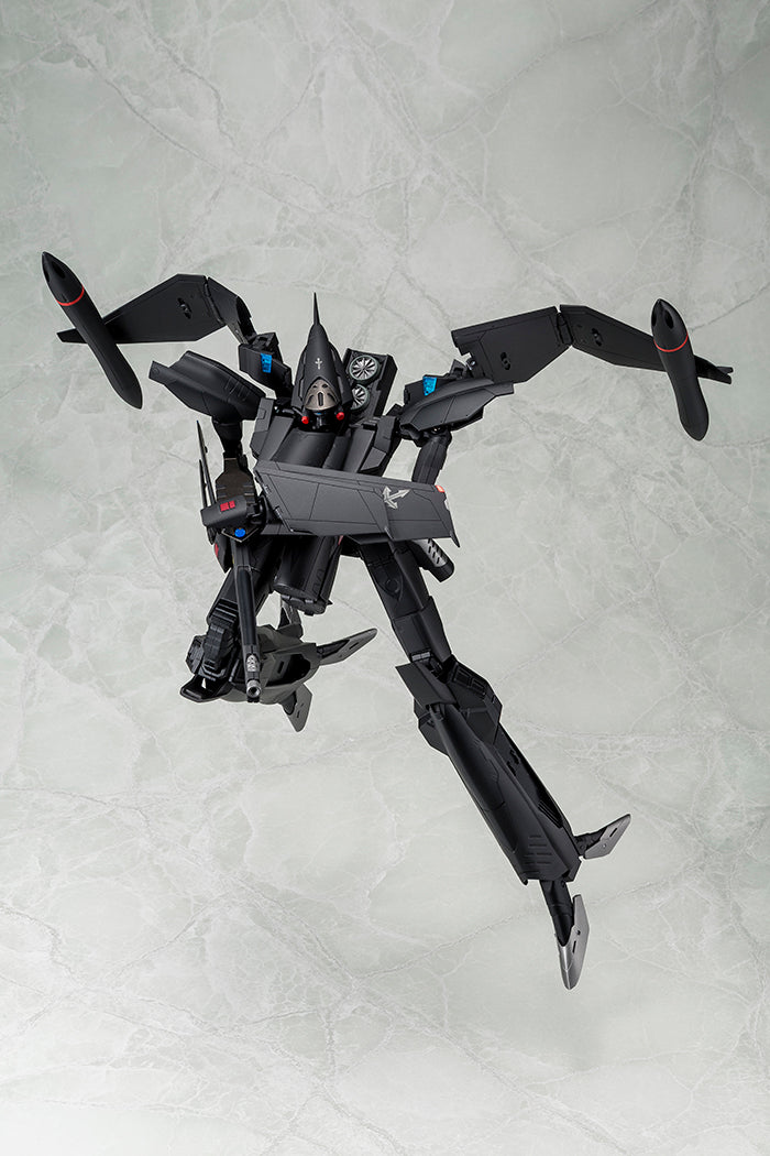 Macross Zero Arcadia 1/60 Scale Exclusive Collectible SV-51 Gamma D.D. Ivanov Use Final Battle Version Model