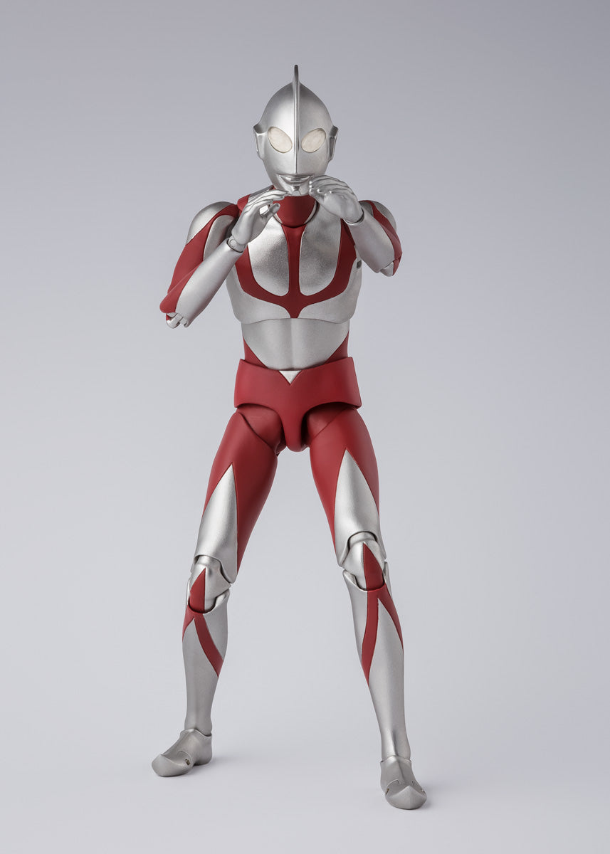 SH Figuarts Action Figure of Shin Ultraman