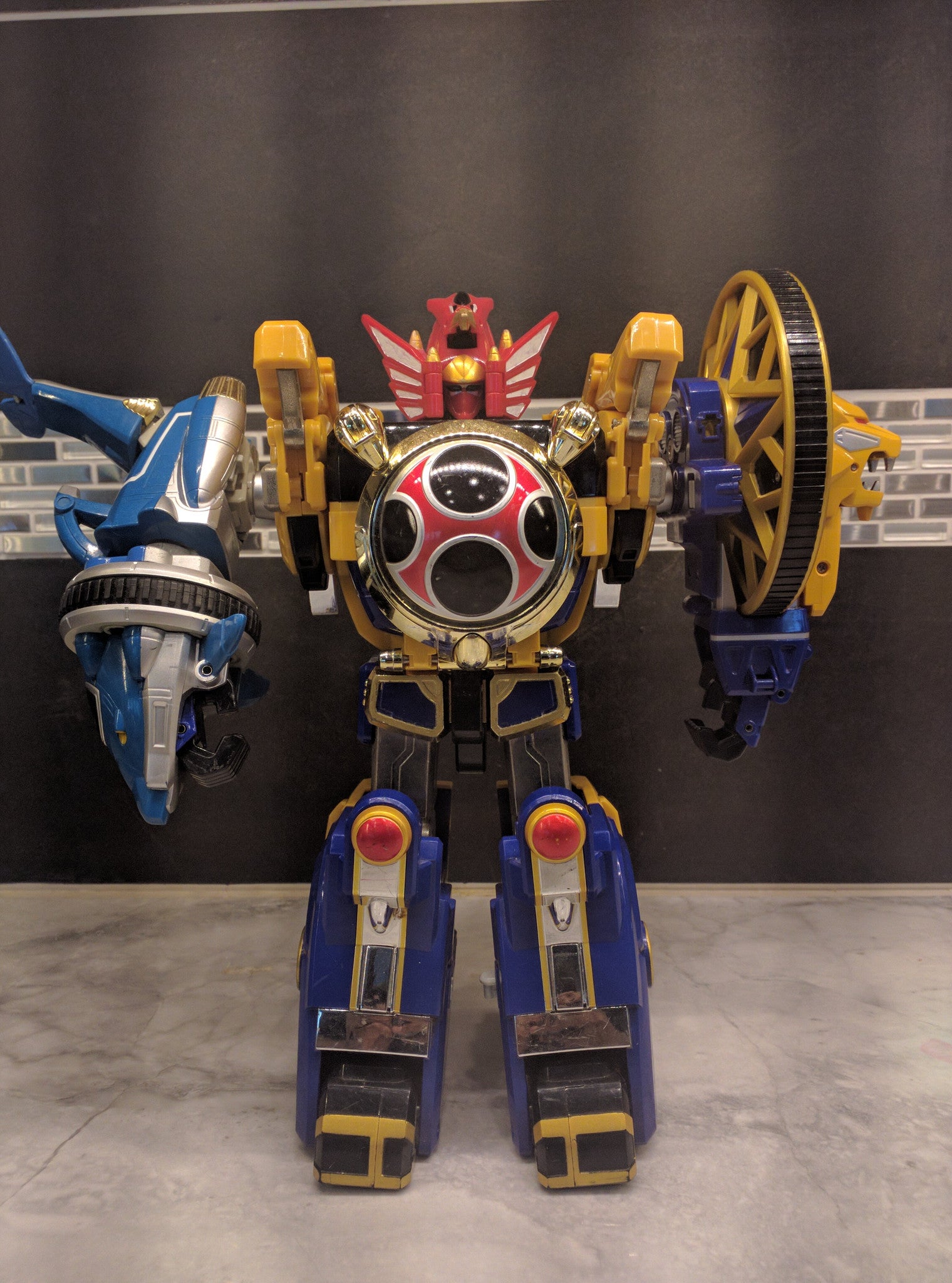 DX Senpuujin Action Figure with Some Minor Defects
