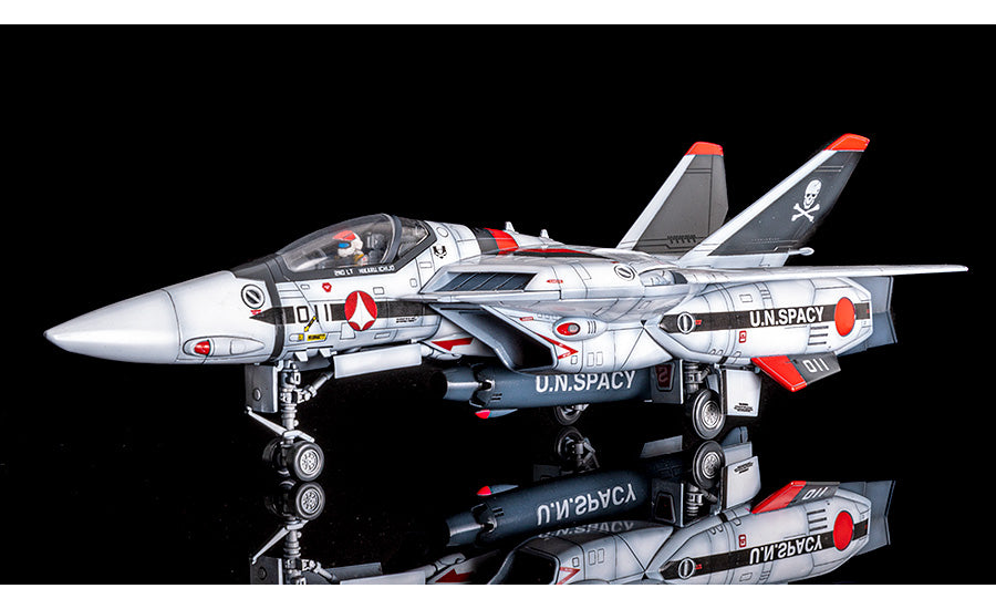 Macross PLAMAX 1/72 Scale VF-1A/S Fighter Valkyrie Plastic Model Kit Inspired by Ichijyo Hikaru's Fighter