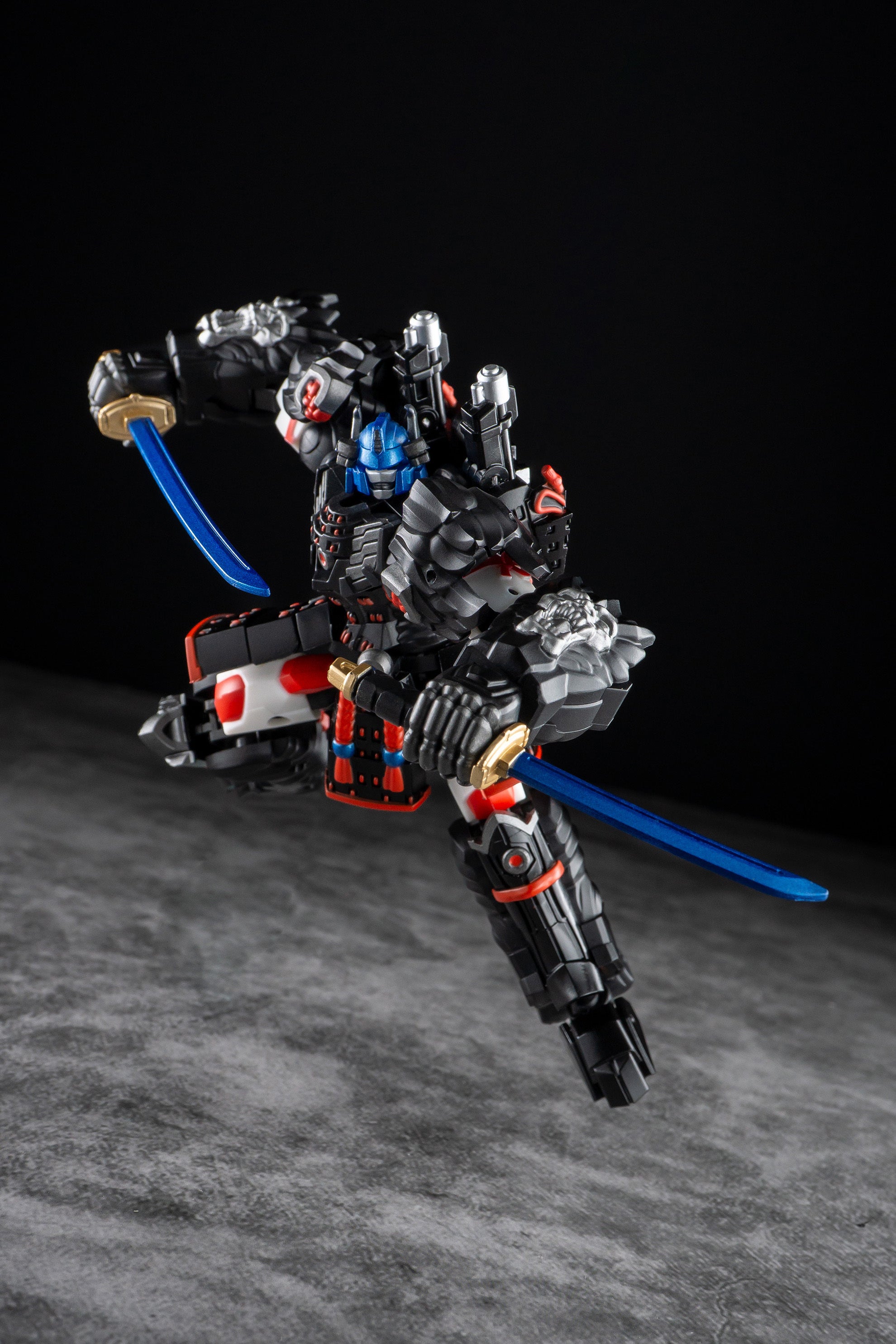 Iron Factory EX-75 - Awesome Optimus Primal Shogun Inspired Toy