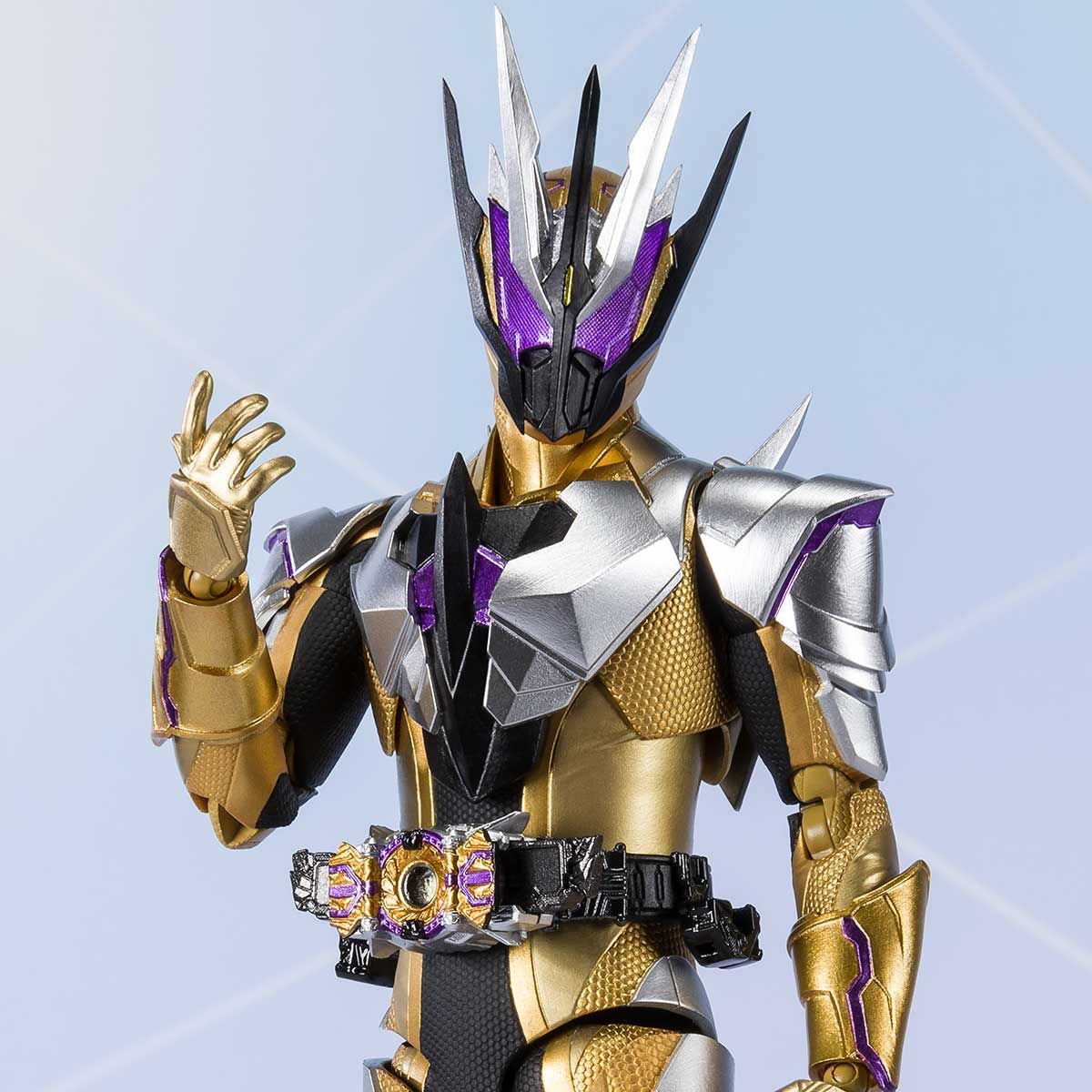 SH Figuarts Collectible Action Figure - Kamen Rider Thouser