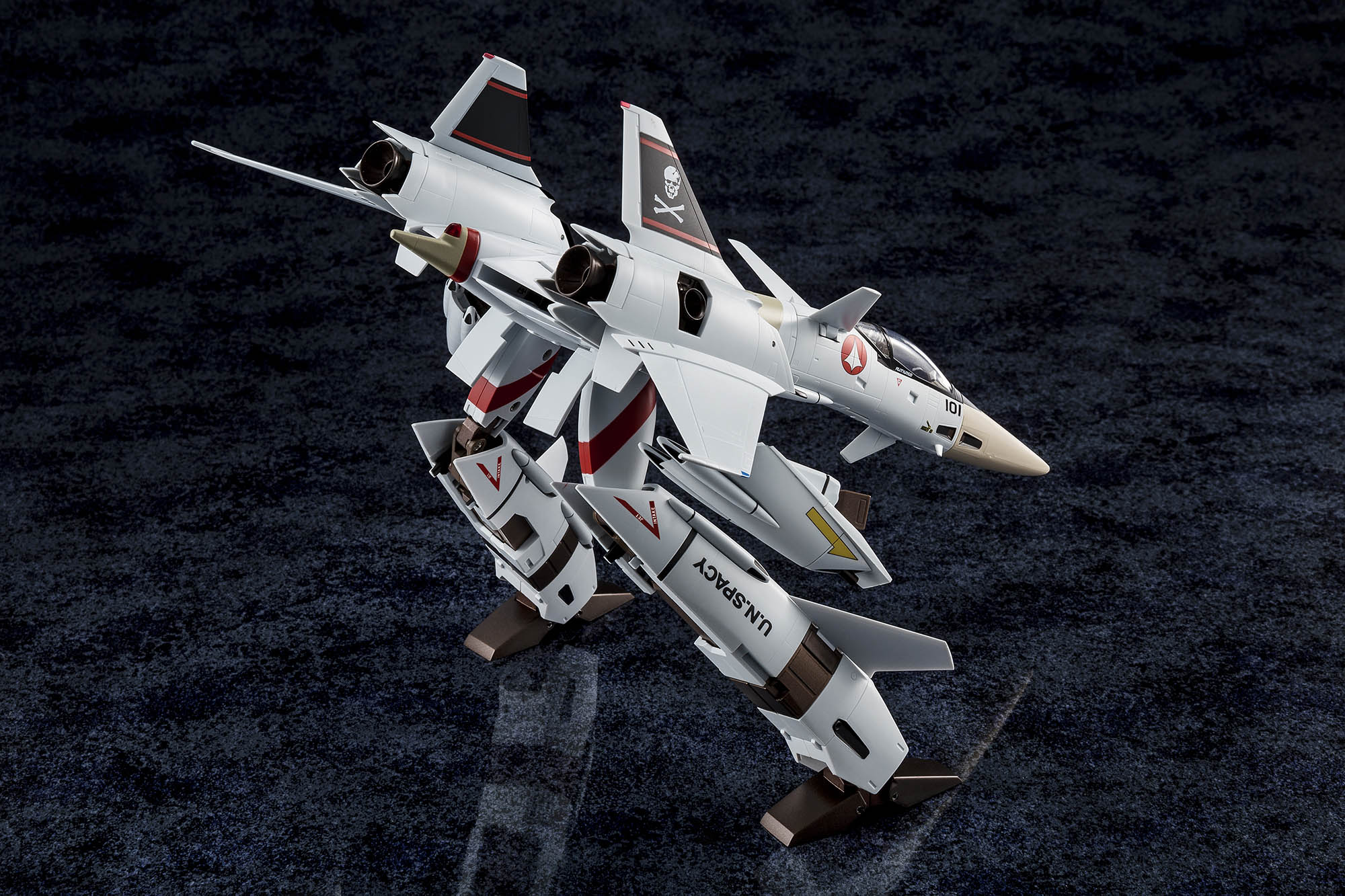 1/60 Scale Macross Arcadia VF - 4A Lightning III Ichijyo Hikaru Fully Transformable Model