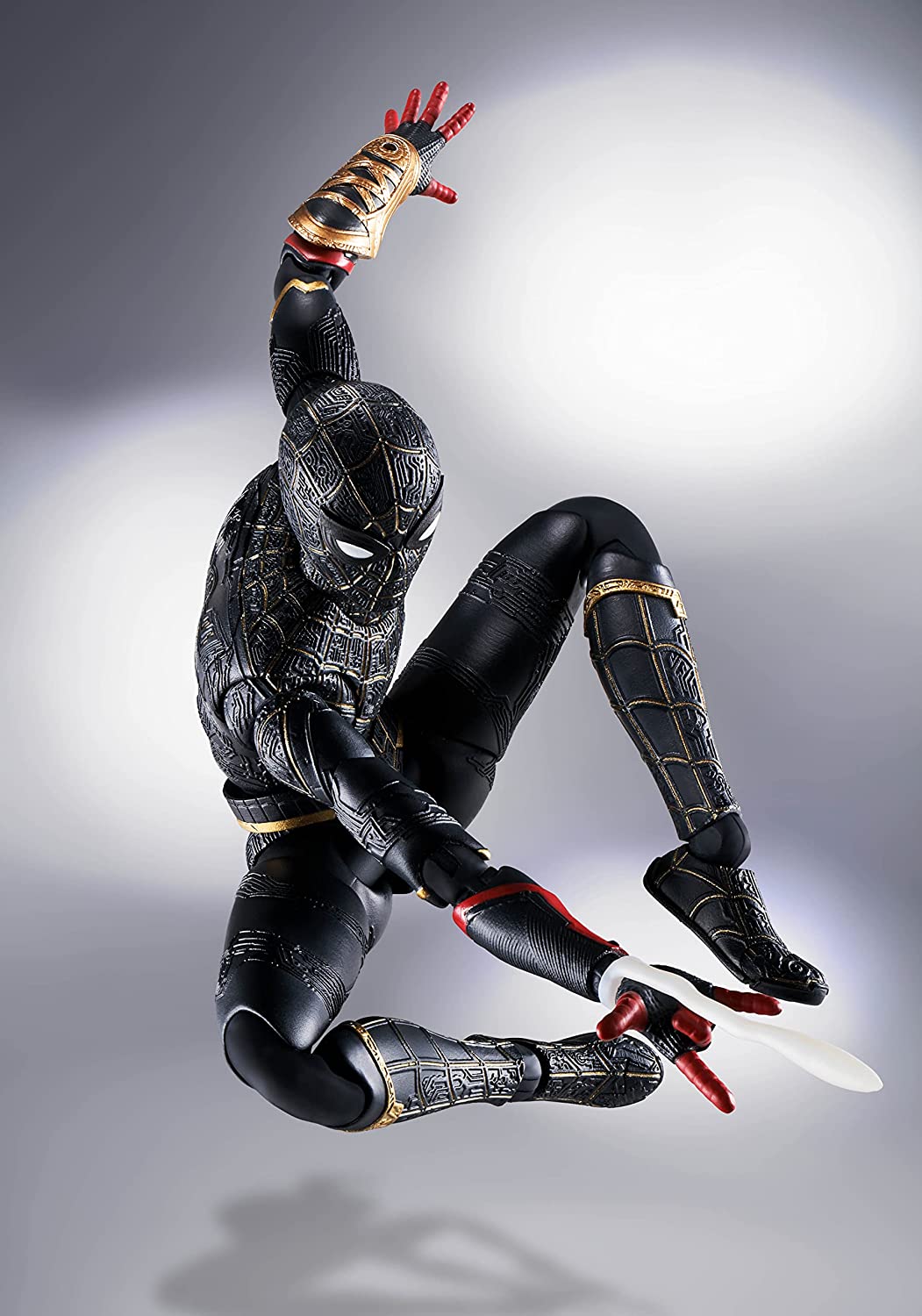SH Figuarts No Way Home Black & Gold Suit Spider - Man Action Figure