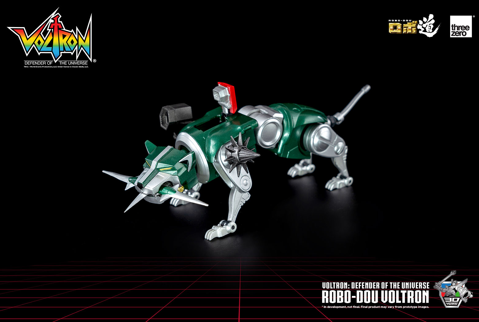 ROBO-DOU Voltron: Defender of the Universe with Enhanced Articulation