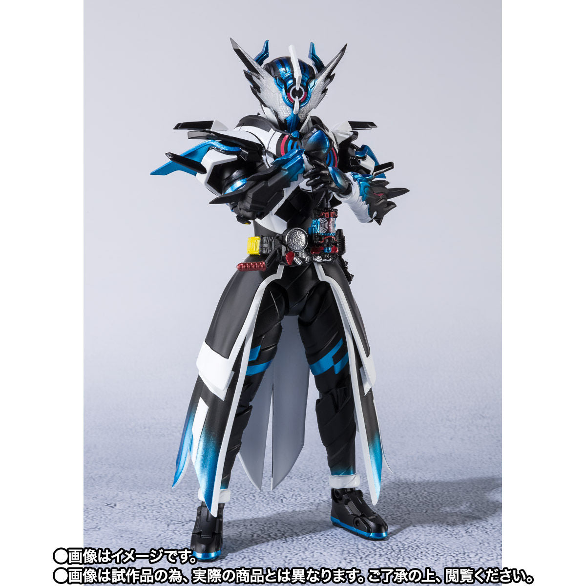 SH Figuarts High - Quality Kamen Rider Cross - Z Evol Action Figure