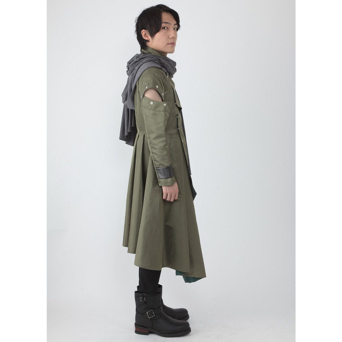 Woz Cosplay Set: Coat and Scarf in Japanese Sizes S, M, L
