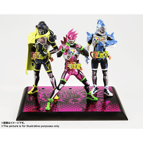 Figuarts Set for Ex - Aid: Mighty Action X, Brave & Snipe Included