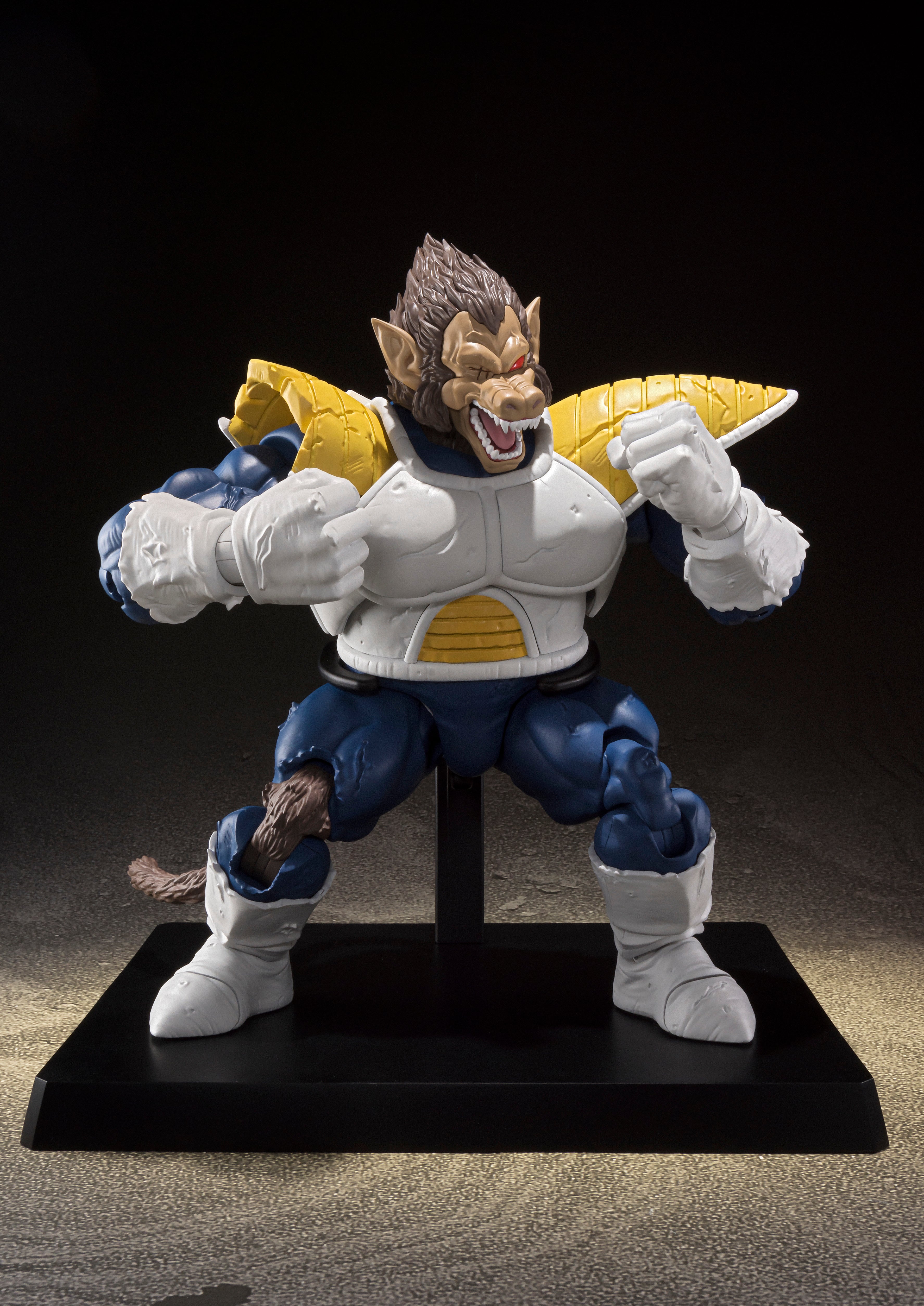S.H. Figuarts Poseable Great Ape Vegeta Figure