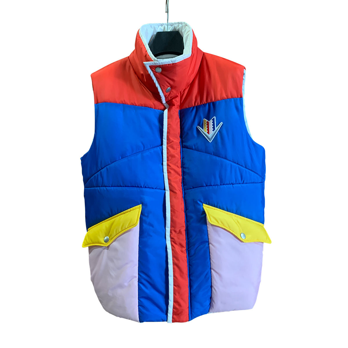 Kaito's Stylish Puffer Vest for All Seasons