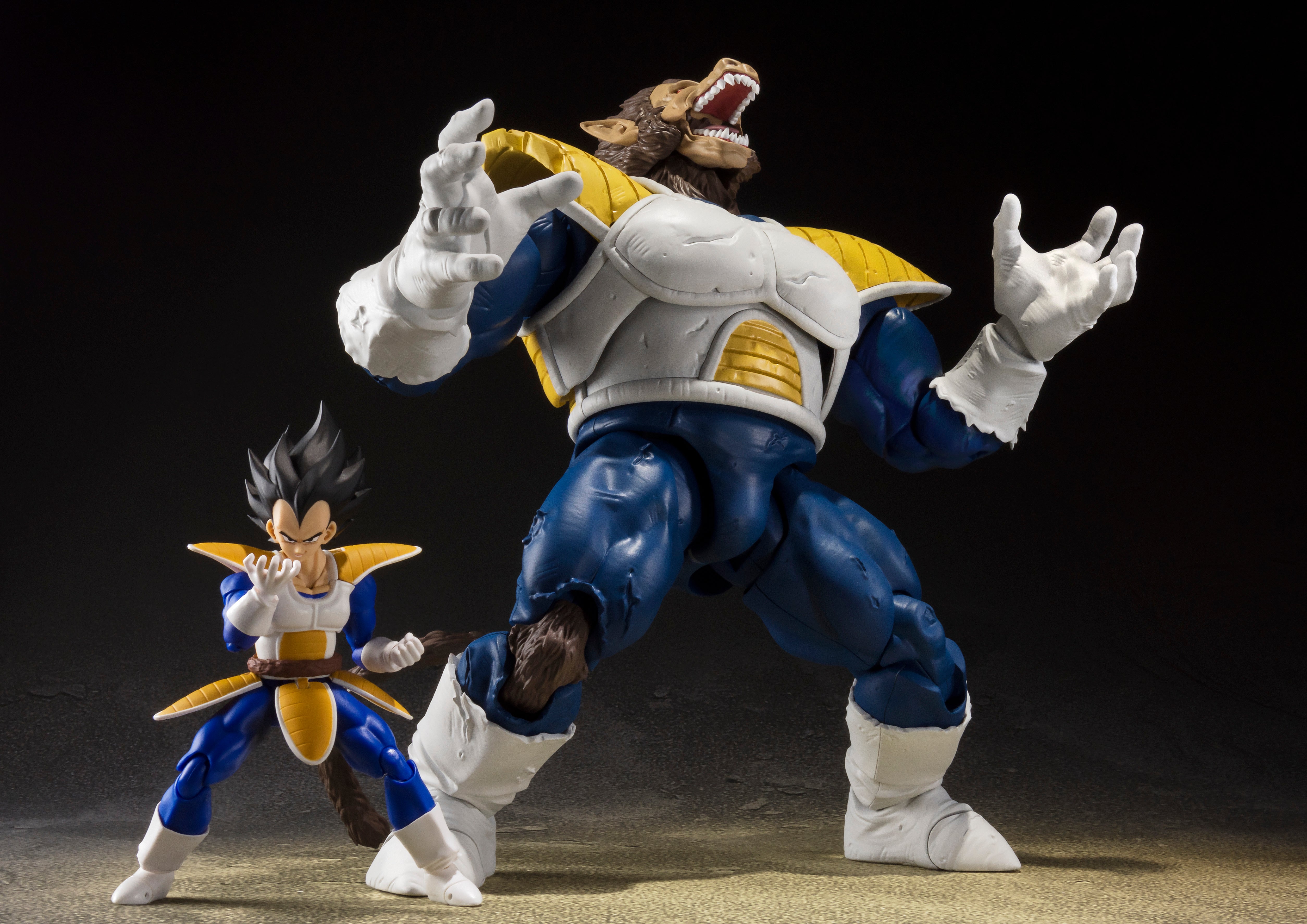 S.H. Figuarts Poseable Great Ape Vegeta Figure